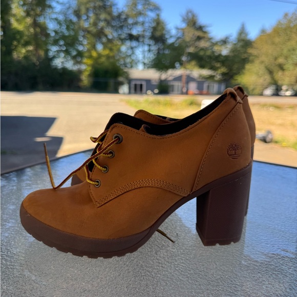 Timberland Women's Tan Heeled Boots - Picture 1 of 5